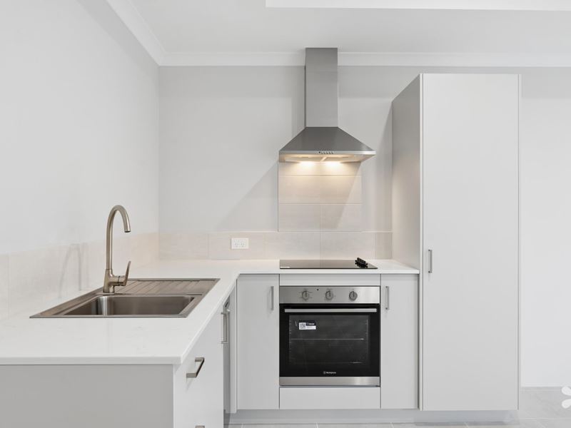 3A Chestnut Way, Eglinton WA 6034
