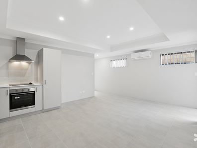 3A Chestnut Way, Eglinton WA 6034