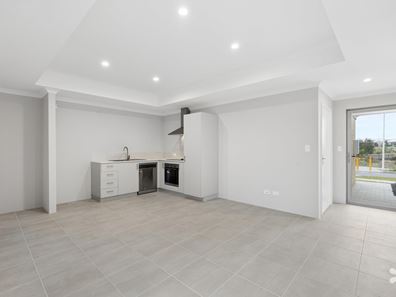 3A Chestnut Way, Eglinton WA 6034