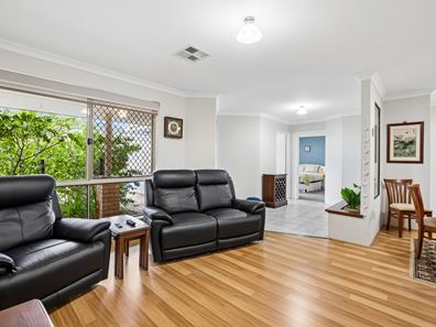 2/70 Hope Avenue, Manning WA 6152