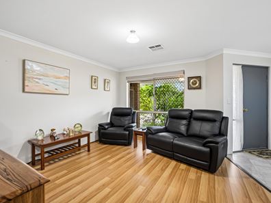 2/70 Hope Avenue, Manning WA 6152