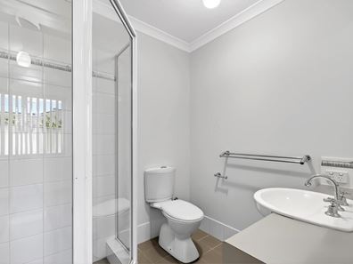 6/14 Godwit Street, Queens Park WA 6107