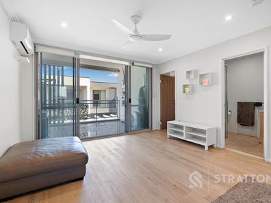 19/35 Thomas Street, East Cannington WA 6107