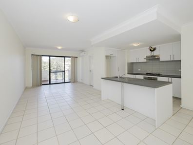 Unit 3/5 Eastleigh Loop, Currambine WA 6028