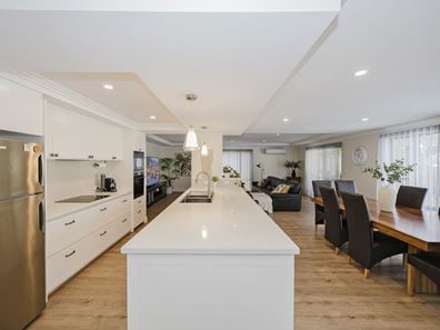 8 Le Buse Cove, Yanchep WA 6035