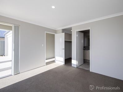 3 Mannikin Way, Maddington WA 6109