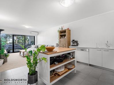 18/33 Blythe Avenue, Yokine WA 6060