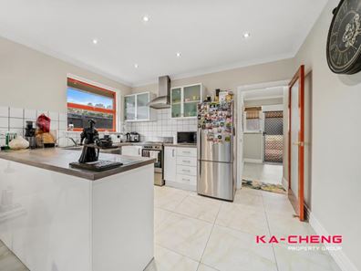 22B Waltham Way, Morley WA 6062