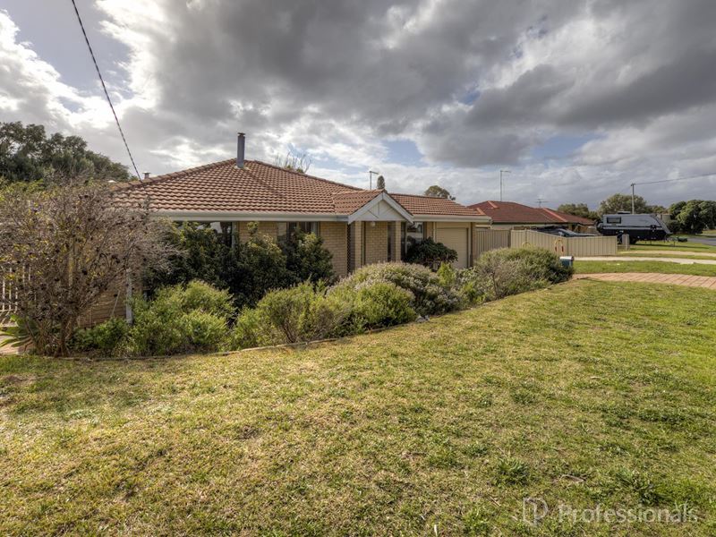 9 Caley Place, Two Rocks WA 6037