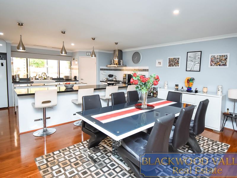 25 Democrat Close, Kangaroo Gully WA 6255