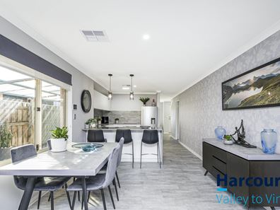 18 Weyba Turn, Ellenbrook WA 6069