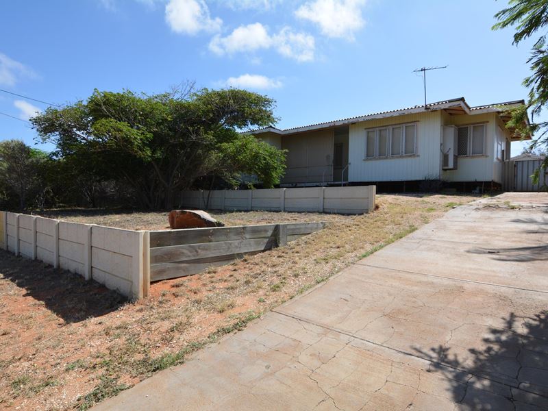14 Richards Street, Carnarvon