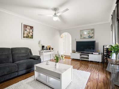 36 Haselmere Circus, Rockingham WA 6168