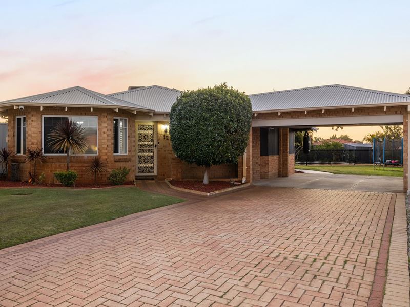 12 Rawlinna Heights, Ballajura WA 6066