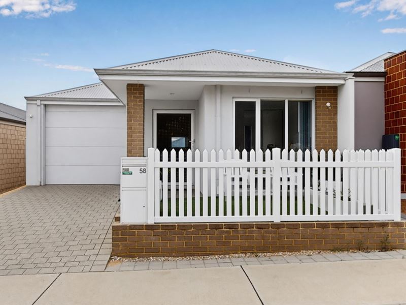 58 Broadmeadows Dr, Bushmead WA 6055