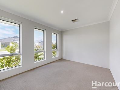 19 Waterhouse Street, Brabham WA 6055