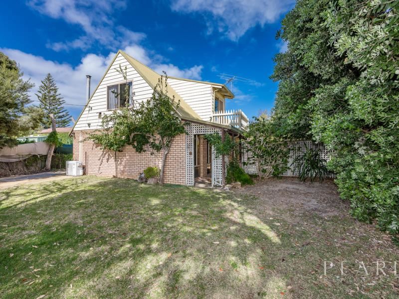 4 Truro Court, Yanchep WA 6035