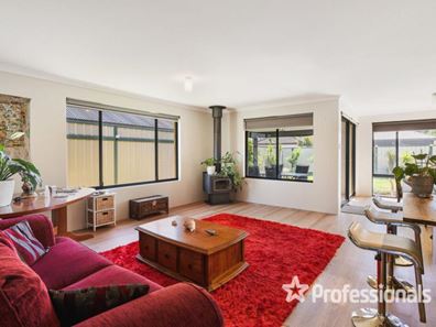 5 Murray Street, Yalyalup WA 6280