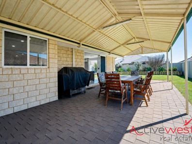 3 Colonen Street, Wandina WA 6530