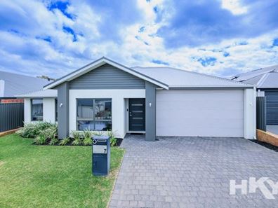 7 Scrubwren Street, Bullsbrook WA 6084