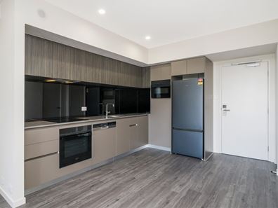 1104/31 Rowe Avenue, Rivervale WA 6103
