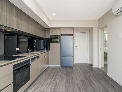 1104/31 Rowe Avenue, Rivervale WA 6103