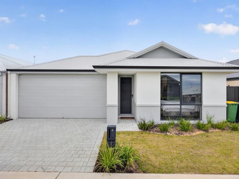 6 Capitola Way, Madora Bay WA 6210