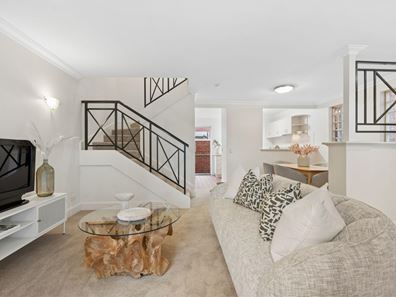 2/153 Derby Road, Shenton Park WA 6008