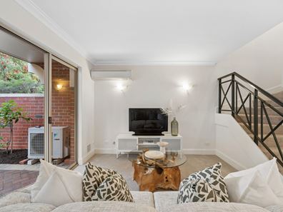 2/153 Derby Road, Shenton Park WA 6008