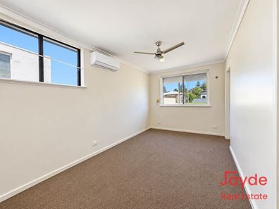 6 Leo Place, Rockingham WA 6168