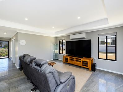 8 Tomkins Bend, Toodyay WA 6566