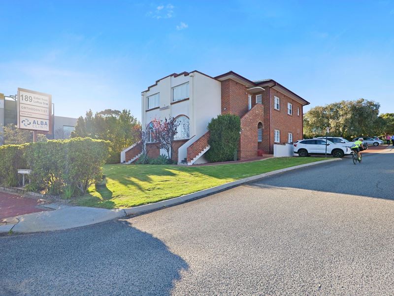2/189 Stirling Highway, Nedlands