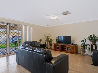 2/145 Bourke Stree, Piccadilly WA 6430