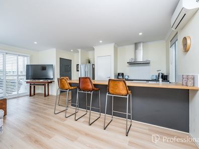 12 Hooded Chase, Alkimos WA 6038
