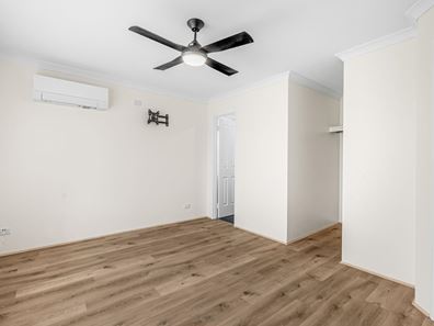 49 Bronzewing Avenue, Ellenbrook WA 6069