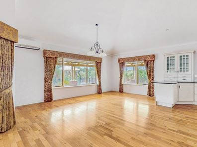 7 Cessna Dr, Jandakot WA 6164