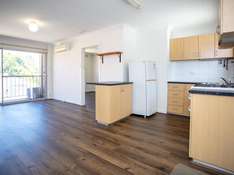 11/15 Longroyd Street, Mount Lawley