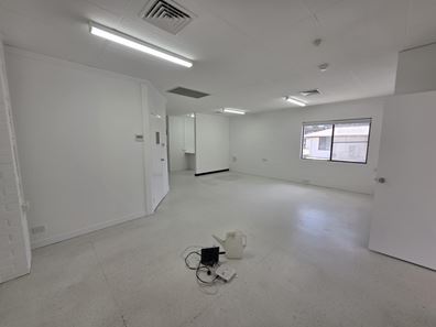 7 and 11/771 Wanneroo Road, Wanneroo WA 6065