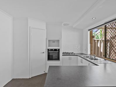 2/85 Mercury Street, Kewdale WA 6105