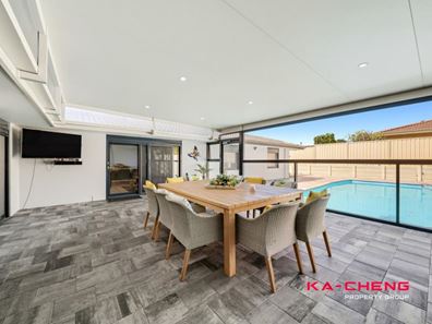 196 Widgee Road, Noranda WA 6062