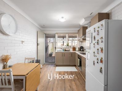 2/4 Holywell Street, South Bunbury WA 6230