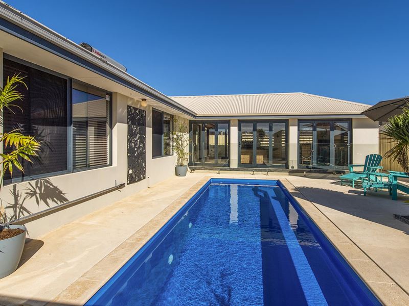 54 Greeson Parkway, Secret Harbour WA 6173