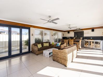 54 Greeson Parkway, Secret Harbour WA 6173