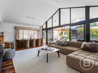 6 Janet Street, Rossmoyne WA 6148