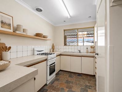 3/9 Louise Street, Rockingham WA 6168