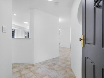 6 Marchese Pass, Stirling WA 6021