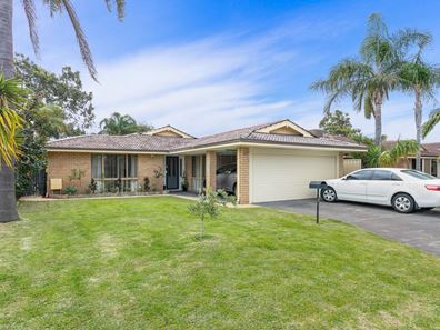 15 DIRECTION PLACE, Morley WA 6062
