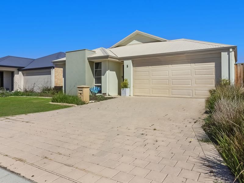 5 Chidlow Grange, Ellenbrook WA 6069