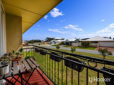 11/45 Saw Avenue, Rockingham WA 6168