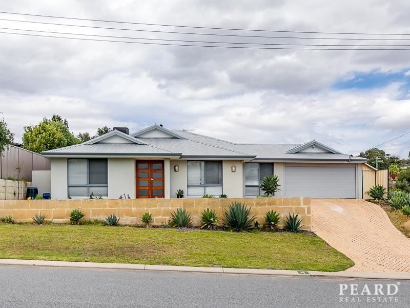 4 Gemmell Way, Hillarys WA 6025